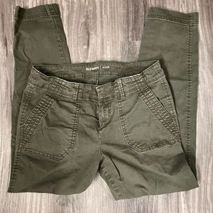 🎉8/$12🎉 Great for fall!! Old Navy pixie pants